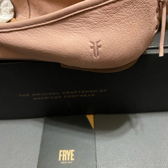 NEW Frye Regina Ballet Flats - Picture 4 of 5